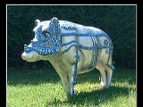 schwein-dekofigur-bemalt-airbrush-glasfaser-skulptur-figur-art-on-pigs-dumbsky-2.jpg